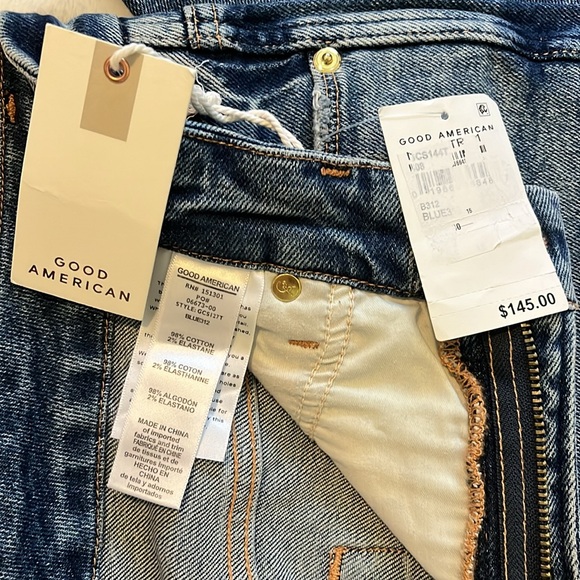 Good American Good Curve Straight Ripped Jeans - Picture 8 of 8